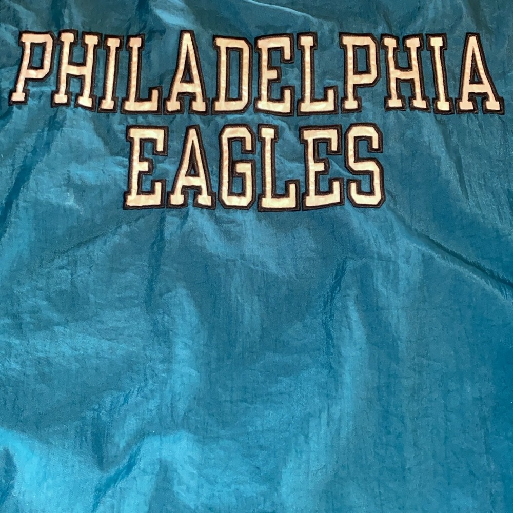 VTG Philadelphia Eagles Champion ProLine . XL. 29 1/2 x 28
